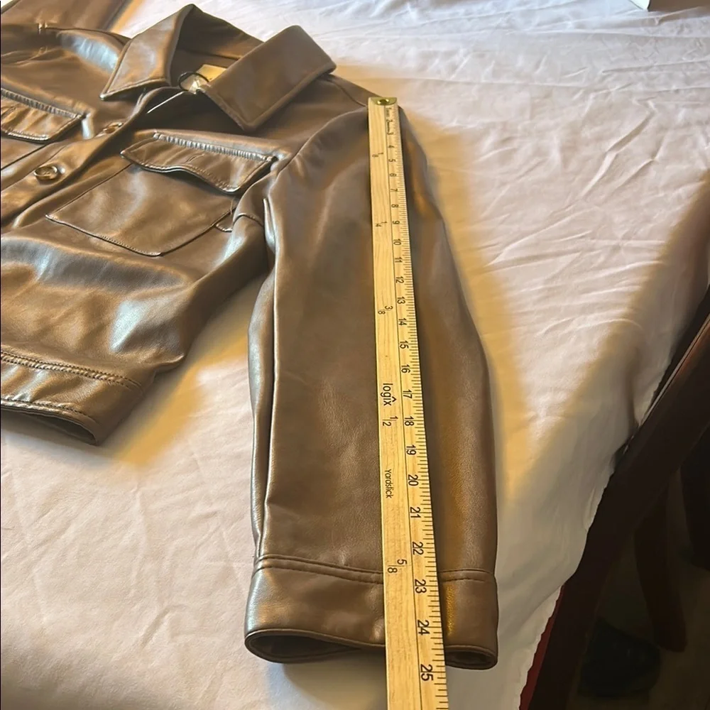 Stylish Tan Leather Jacket with Button Detail